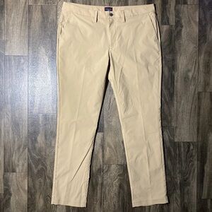 Untuckit Chancellor Performance Chino Pants Men's Size 36x32 Khaki Casual